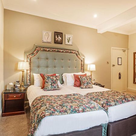 The Wynnstay Hotel, Oswestry, Shropshire Экстерьер фото