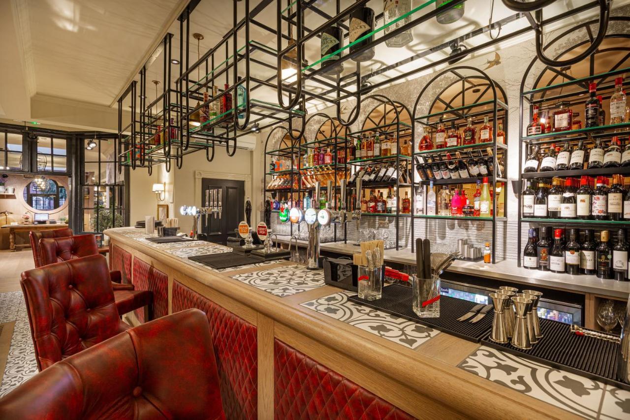 The Wynnstay Hotel, Oswestry, Shropshire Экстерьер фото