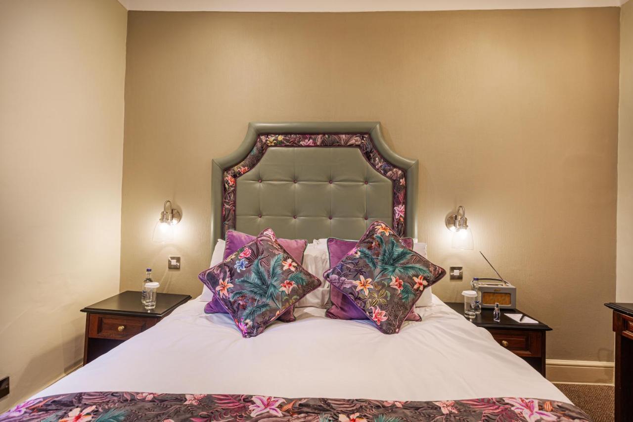 The Wynnstay Hotel, Oswestry, Shropshire Экстерьер фото