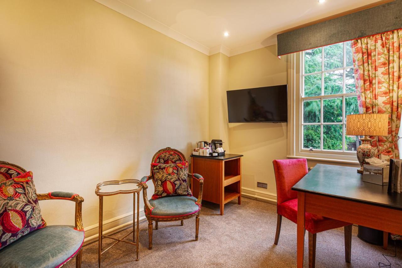 The Wynnstay Hotel, Oswestry, Shropshire Экстерьер фото