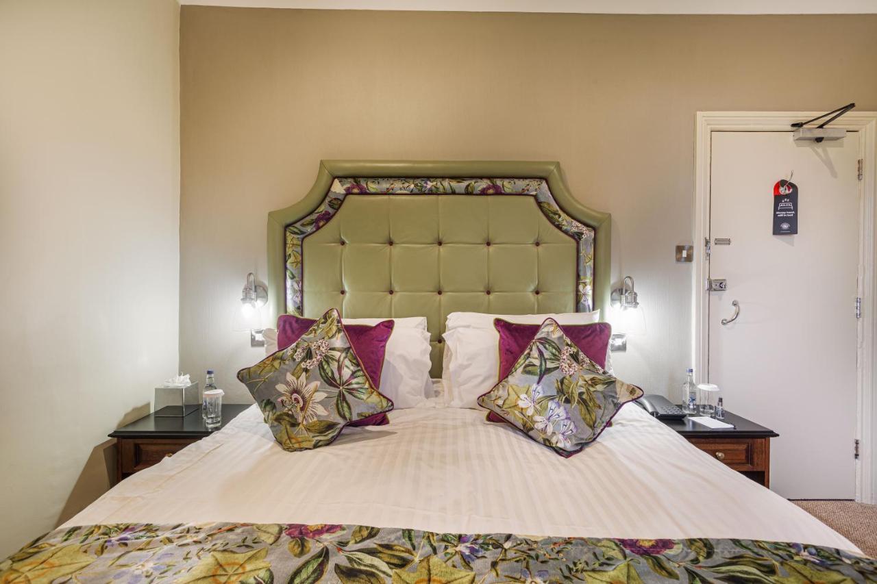 The Wynnstay Hotel, Oswestry, Shropshire Экстерьер фото