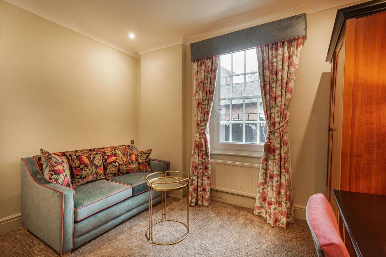 The Wynnstay Hotel, Oswestry, Shropshire Экстерьер фото