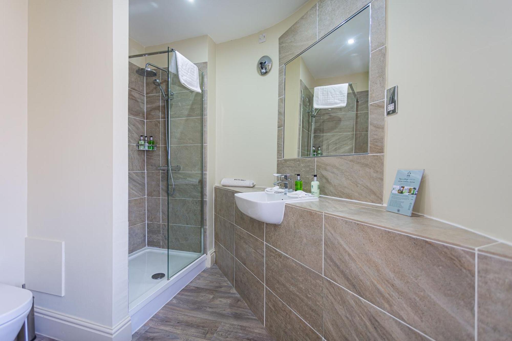 The Wynnstay Hotel, Oswestry, Shropshire Экстерьер фото