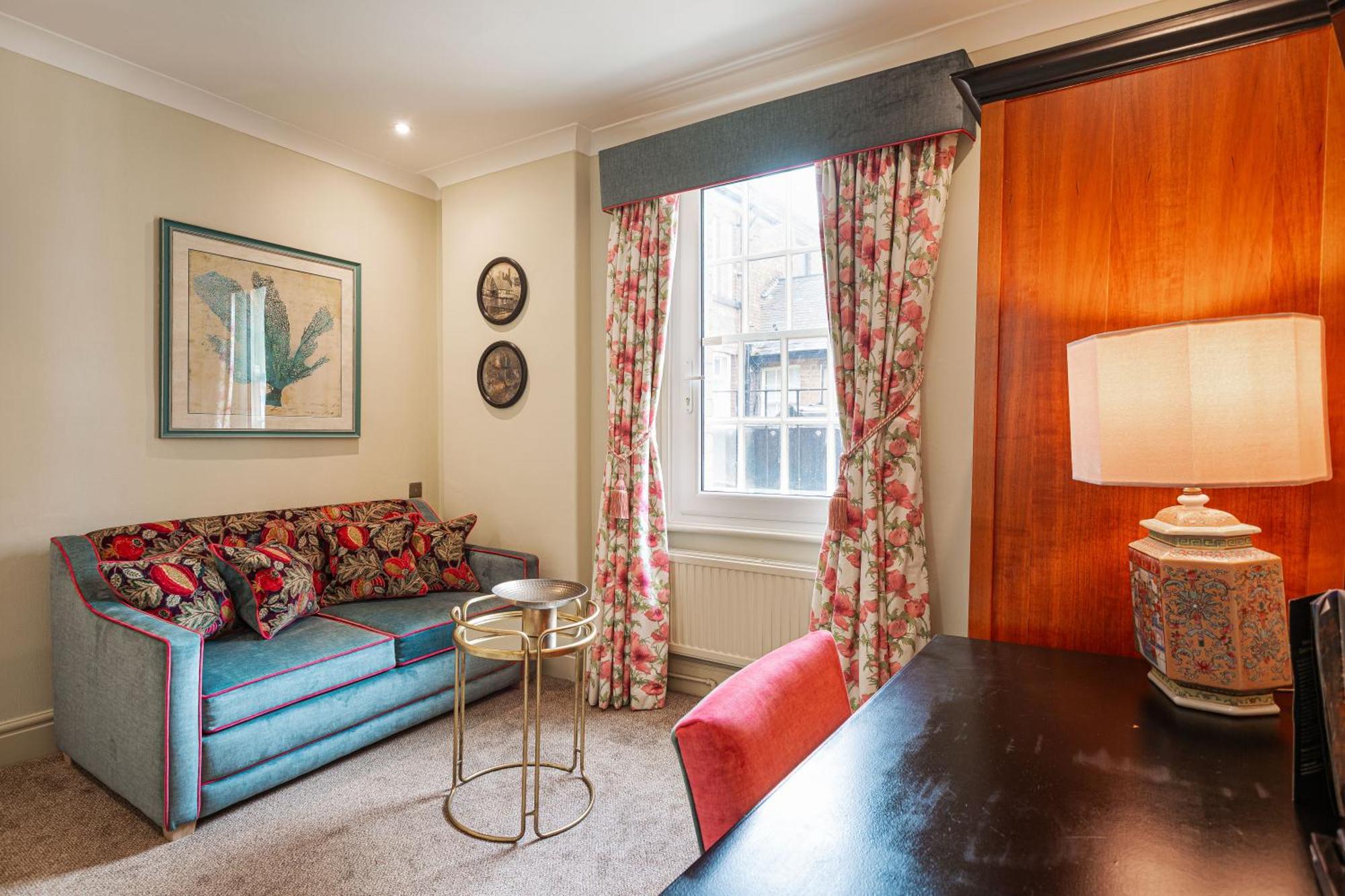 The Wynnstay Hotel, Oswestry, Shropshire Экстерьер фото