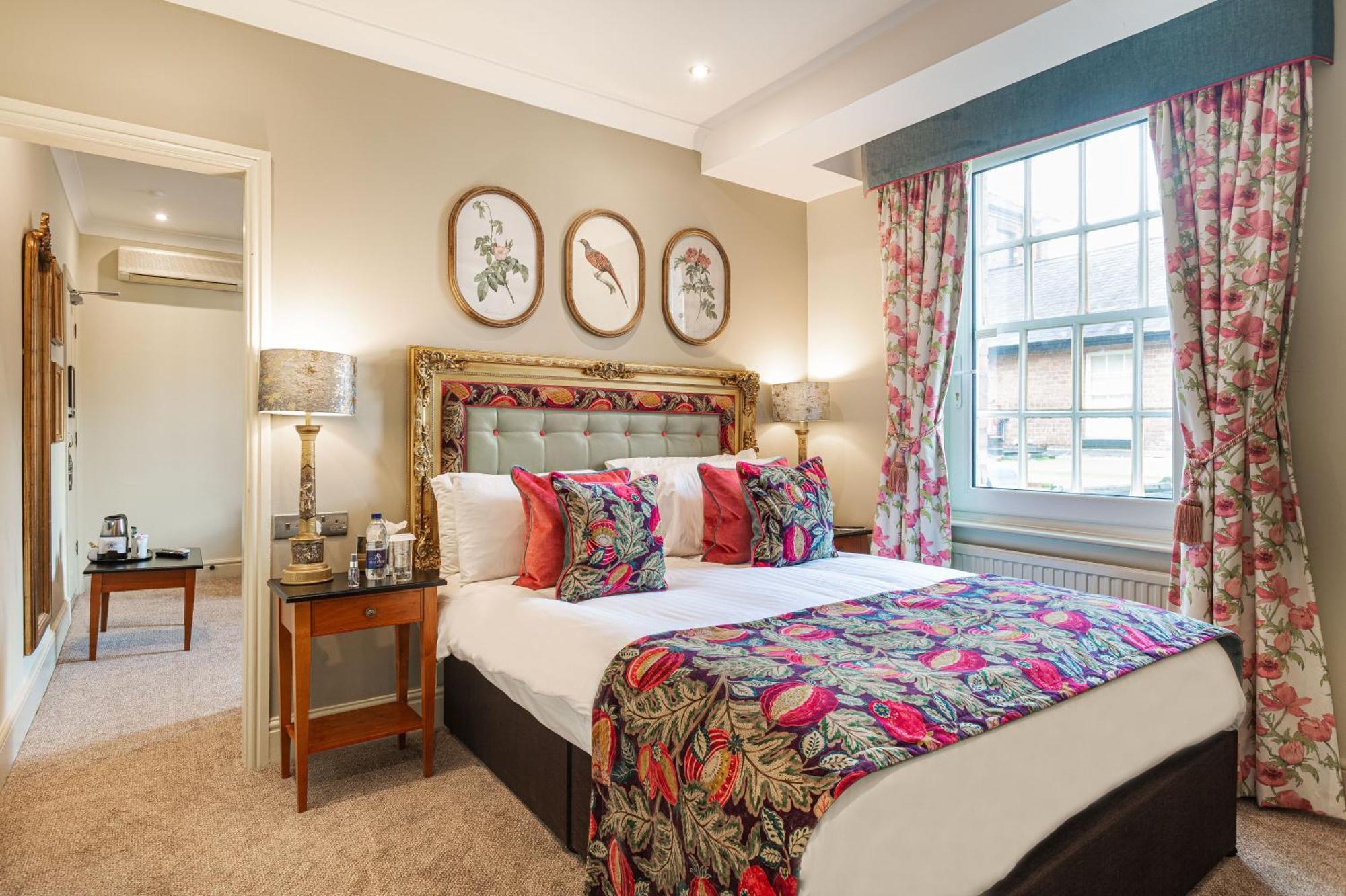 The Wynnstay Hotel, Oswestry, Shropshire Экстерьер фото