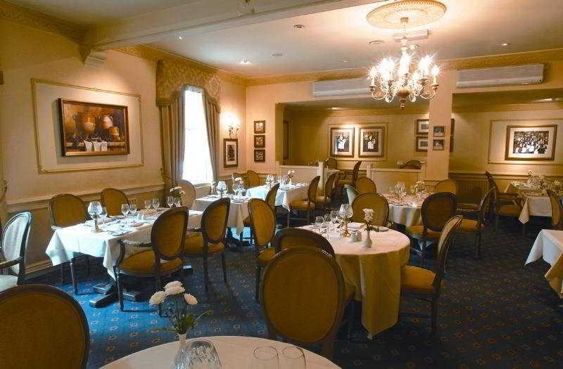 The Wynnstay Hotel, Oswestry, Shropshire Экстерьер фото